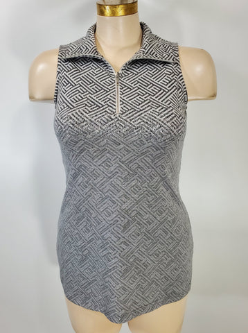 Parsley and Sage - Gray/White Sleeveless Collared Grace Zippered Top